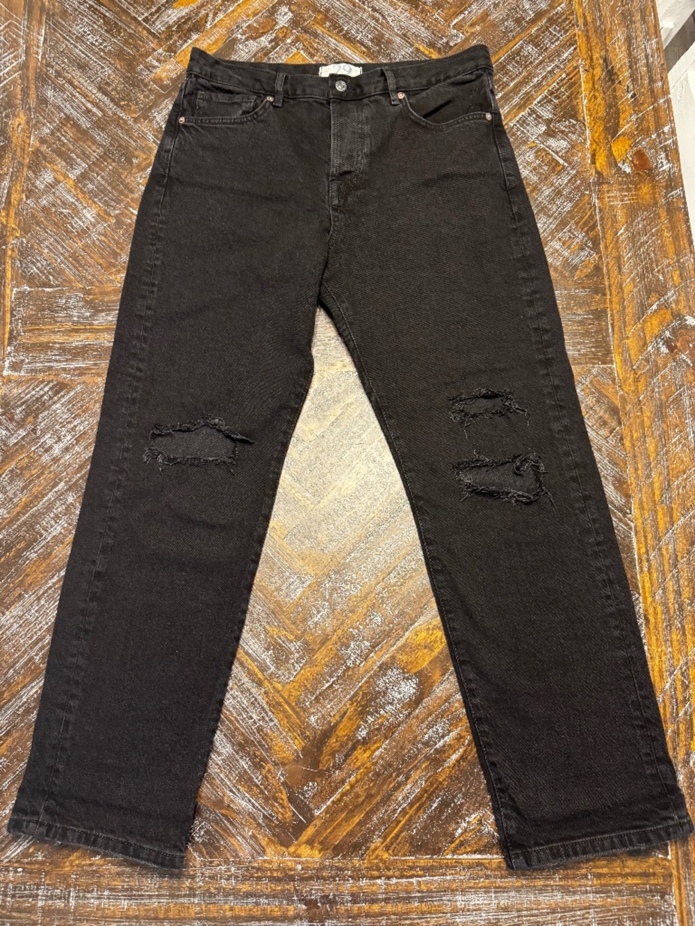 We The Free Twenty-Nine Black Distressed Straight Leg Jeans Women’s Size 30